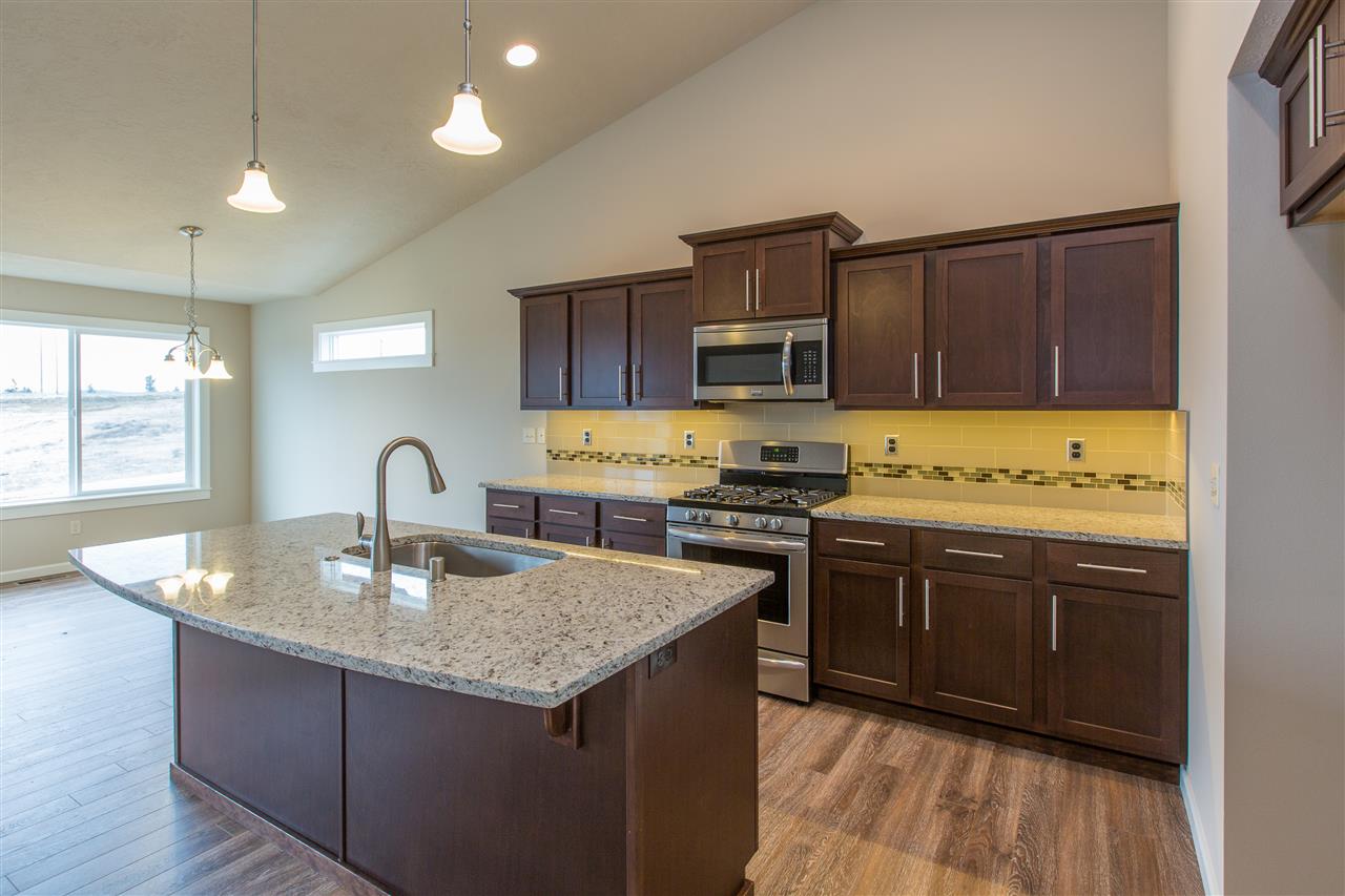 5402 North Radium Lane Spokane, WA 99217 - Photo 6 of 20