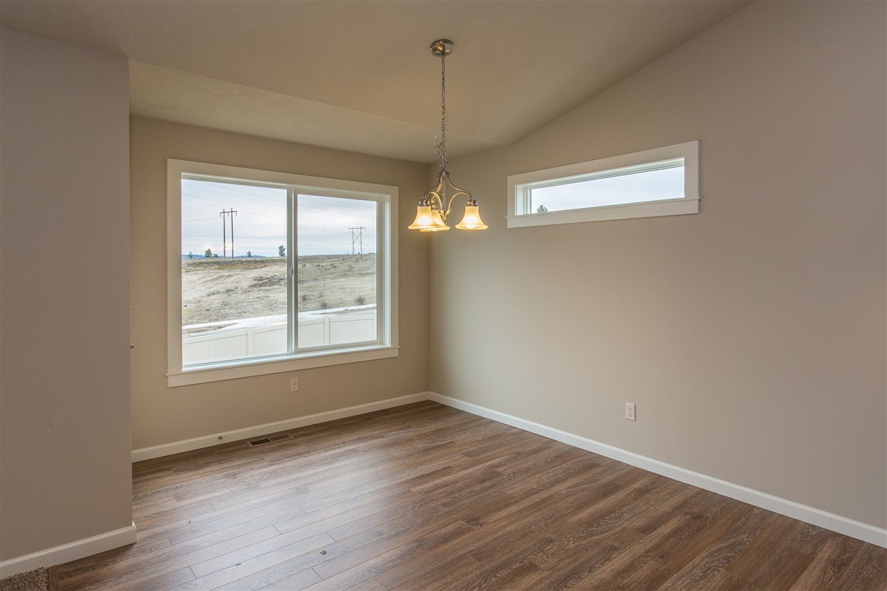 5402 North Radium Lane Spokane, WA 99217 - Photo 8 of 20