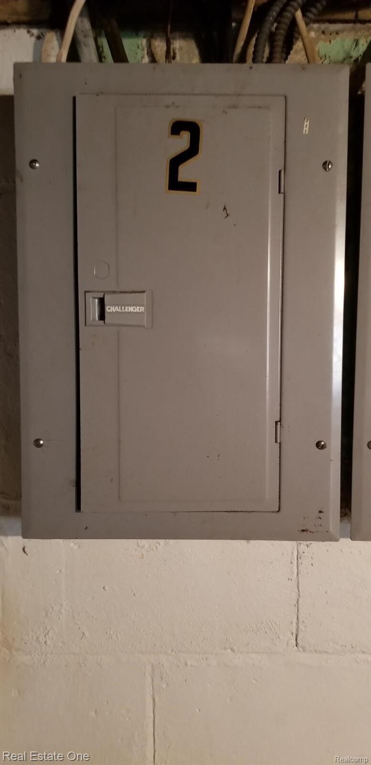 19164 Mapleview Street Detroit, MI 48205 - Photo 16 of 18 electrical panel_2.jpg
