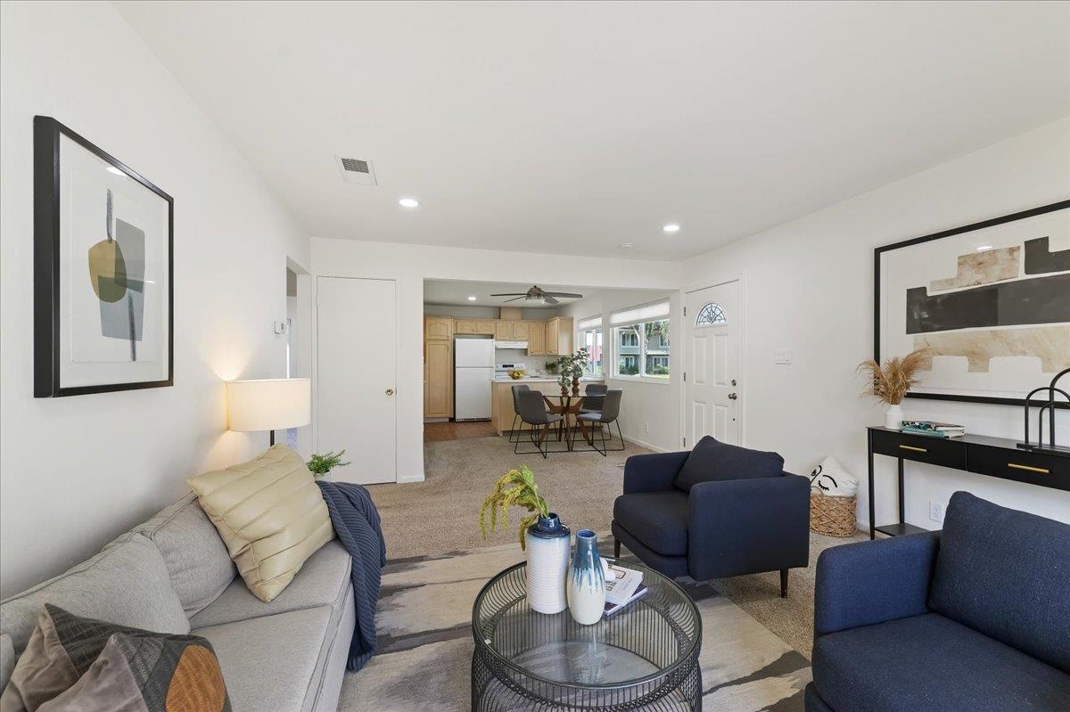 3154 Pawnee Way Pleasanton, CA 94588 - Photo 4 of 28