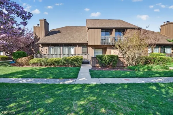 $549,000 | 66 Kingsberry Drive, Unit 66, Somerset, NJ 08873