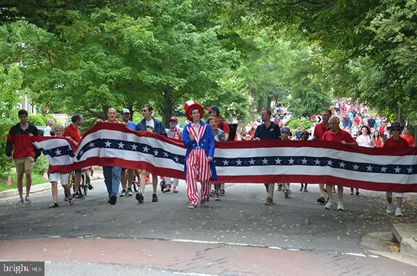 $2,485,000 | 1404 North Herndon Street, Arlington, VA 22201