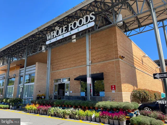 $2,485,000 | 1404 North Herndon Street, Arlington, VA 22201