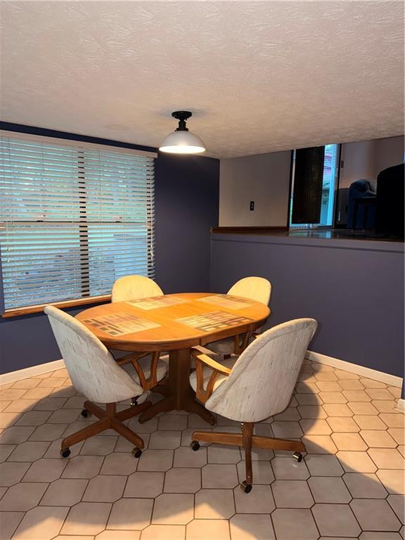 3301 Gate Court Rex, GA 30273 - Photo 7 of 20 Gallery Image 7