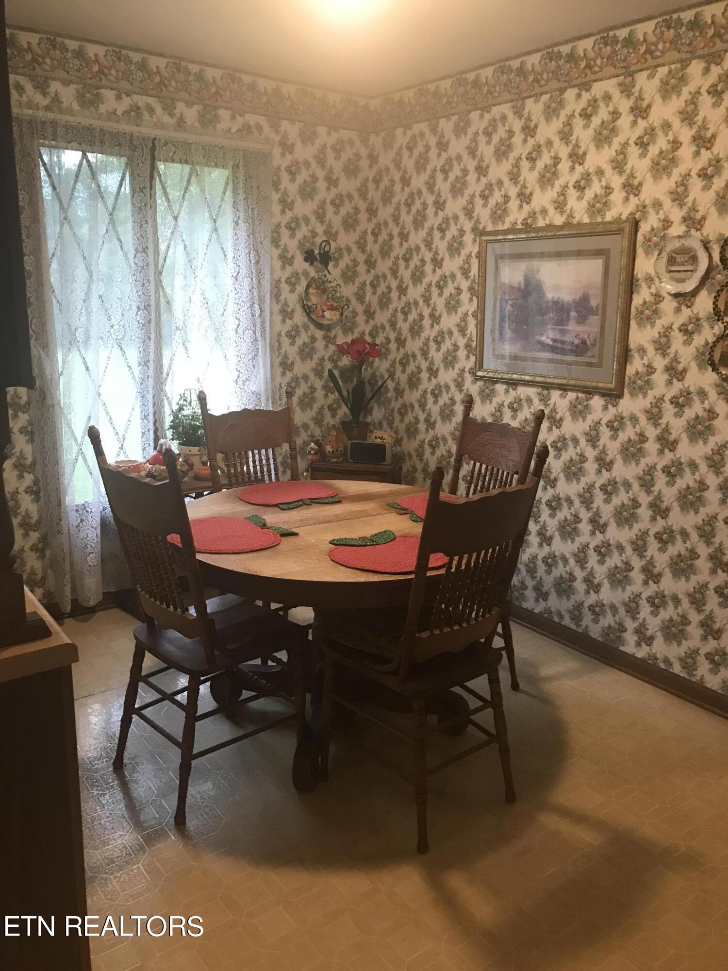 763 Evergreen Road Flat Lick, KY 40935 - Photo 7 of 30 Breakfast Nook