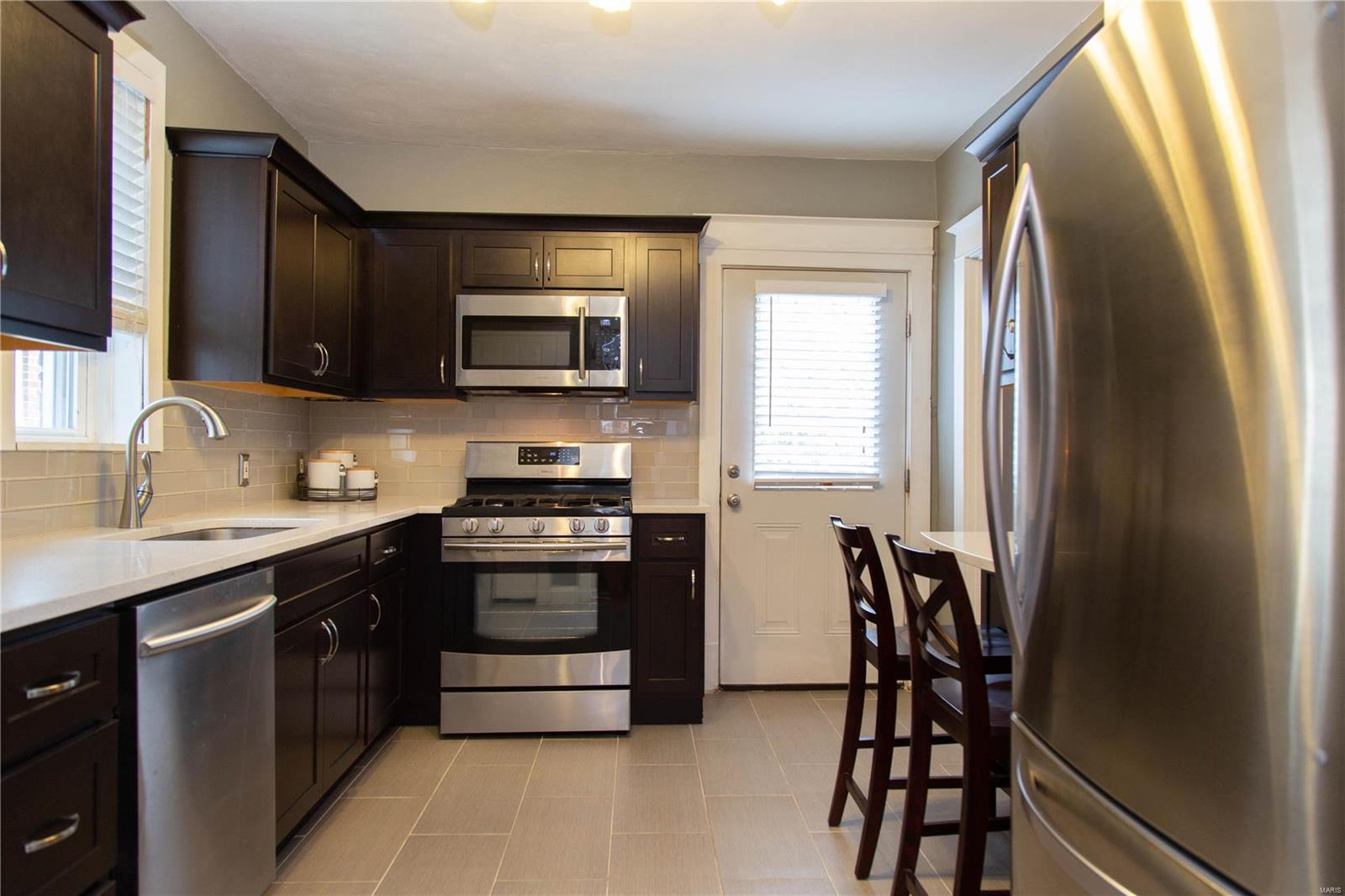 3008 Watson Road St. Louis, MO 63139 - Photo 15 of 28
