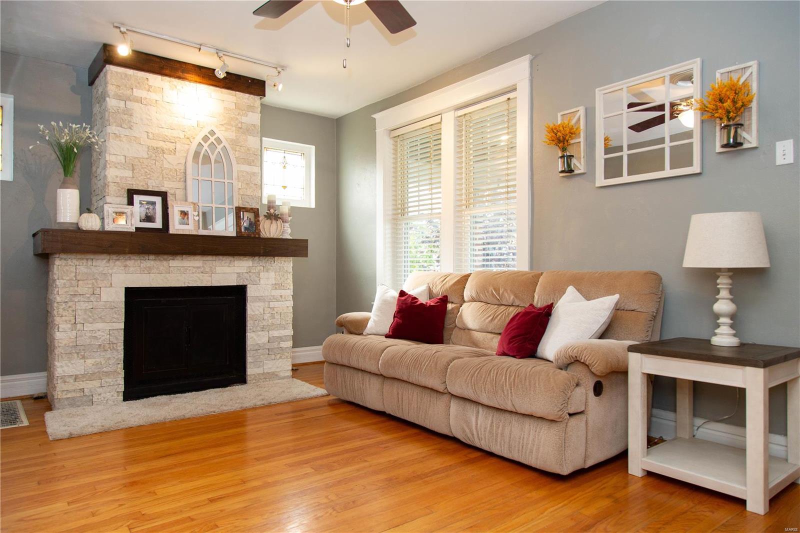 3008 Watson Road St. Louis, MO 63139 - Photo 3 of 28
