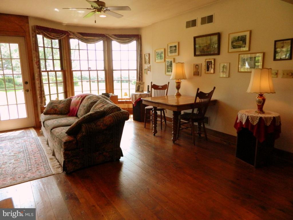 1021 Pine Hill Road Lititz, PA 17543 - Photo 12 of 61