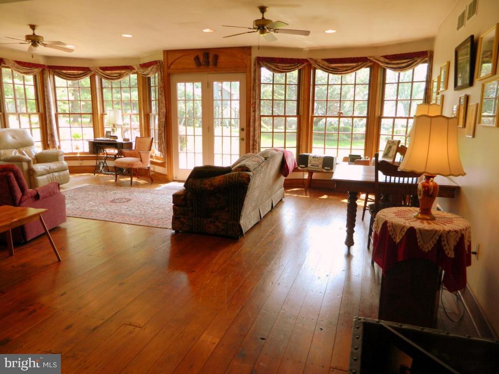 1021 Pine Hill Road Lititz, PA 17543 - Photo 13 of 61