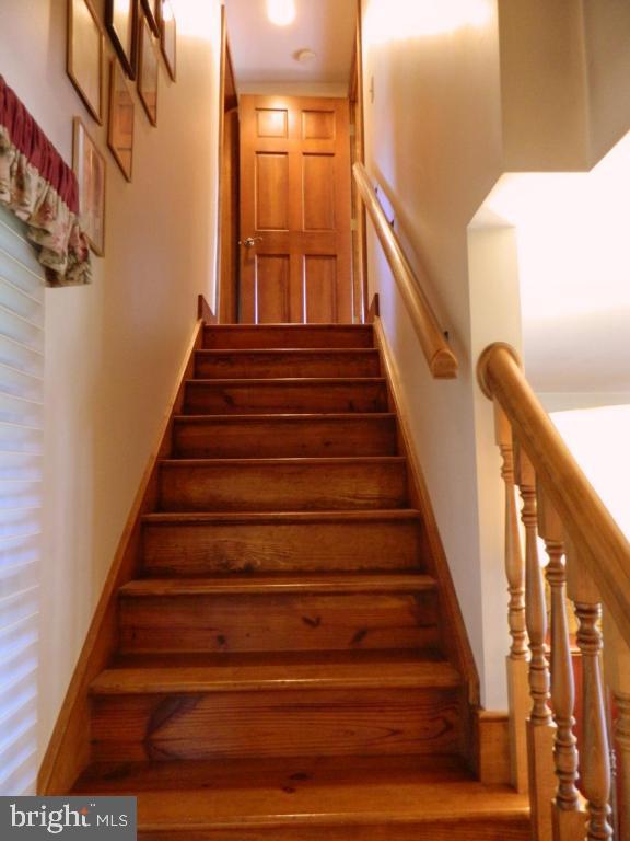 1021 Pine Hill Road Lititz, PA 17543 - Photo 27 of 61