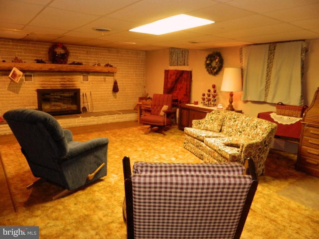 1021 Pine Hill Road Lititz, PA 17543 - Photo 37 of 61