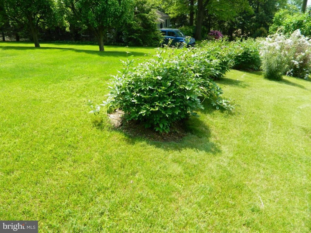 1021 Pine Hill Road Lititz, PA 17543 - Photo 40 of 61