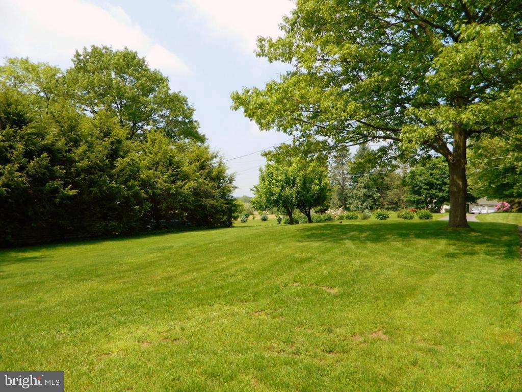 1021 Pine Hill Road Lititz, PA 17543 - Photo 42 of 61