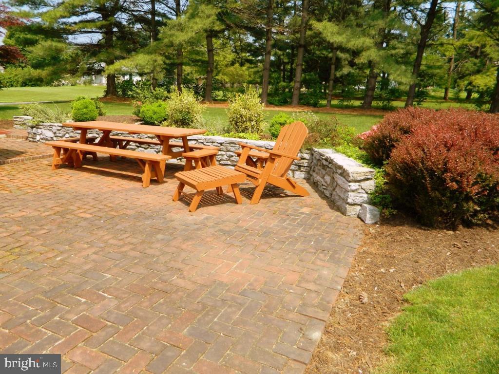 1021 Pine Hill Road Lititz, PA 17543 - Photo 45 of 61