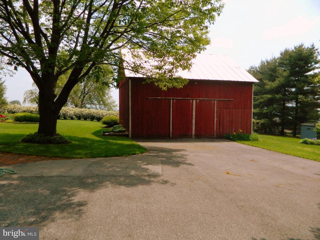 1021 Pine Hill Road Lititz, PA 17543 - Photo 58 of 61