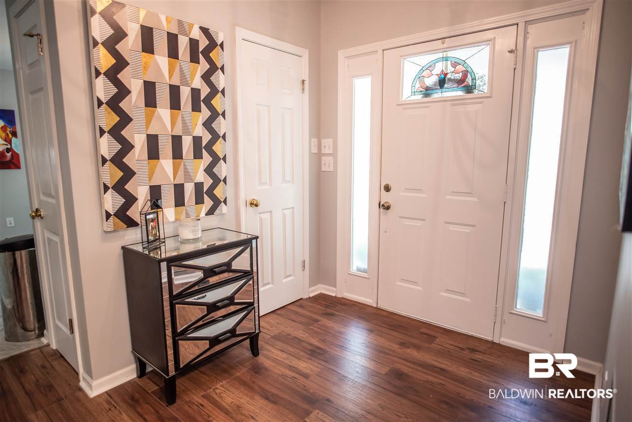 109 Crestview Circle Daphne, AL 36526 - Photo 3 of 33