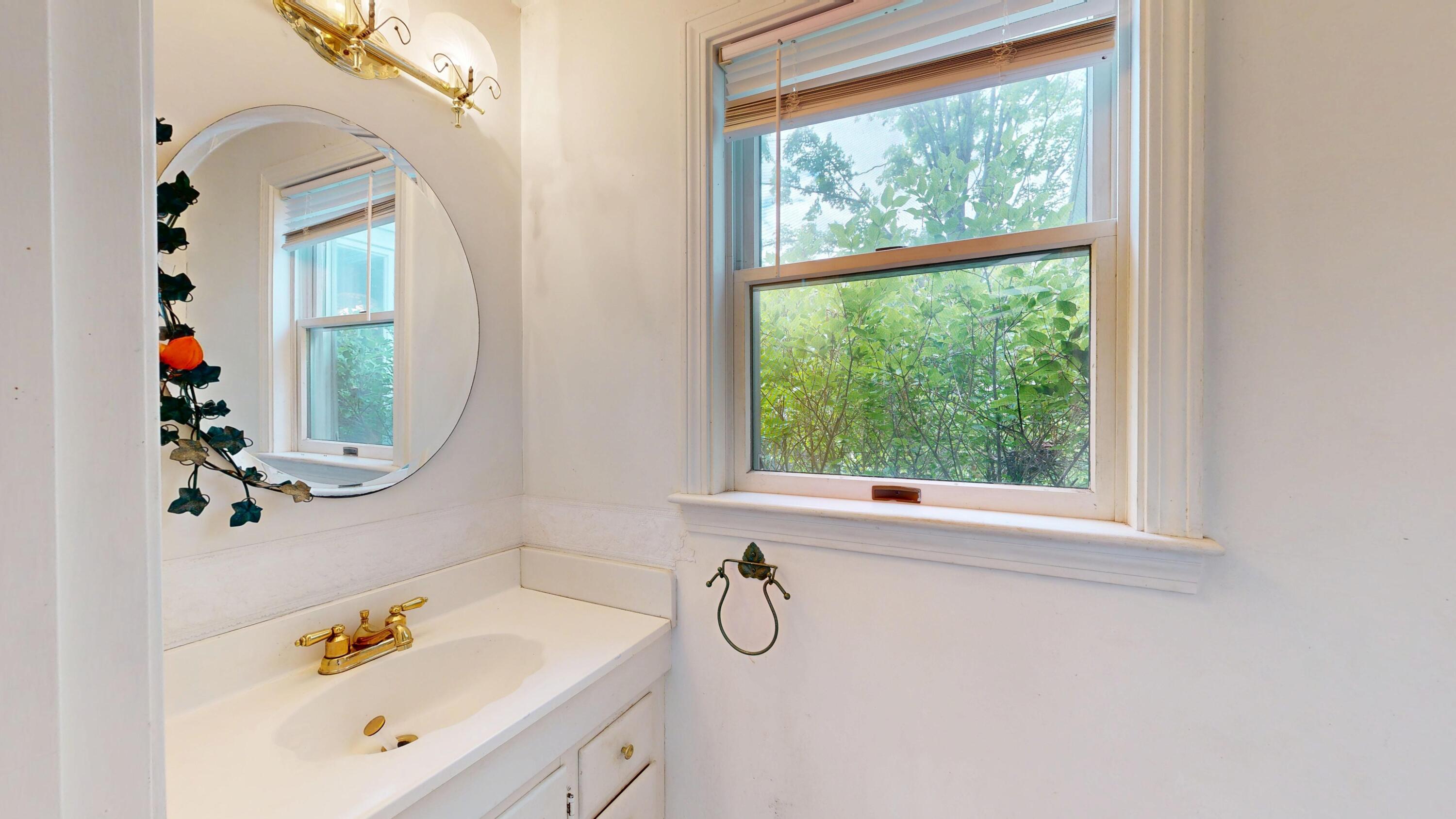 172 Sandy Hill Road South Portland, ME 04106 - Photo 21 of 48 Bathroom