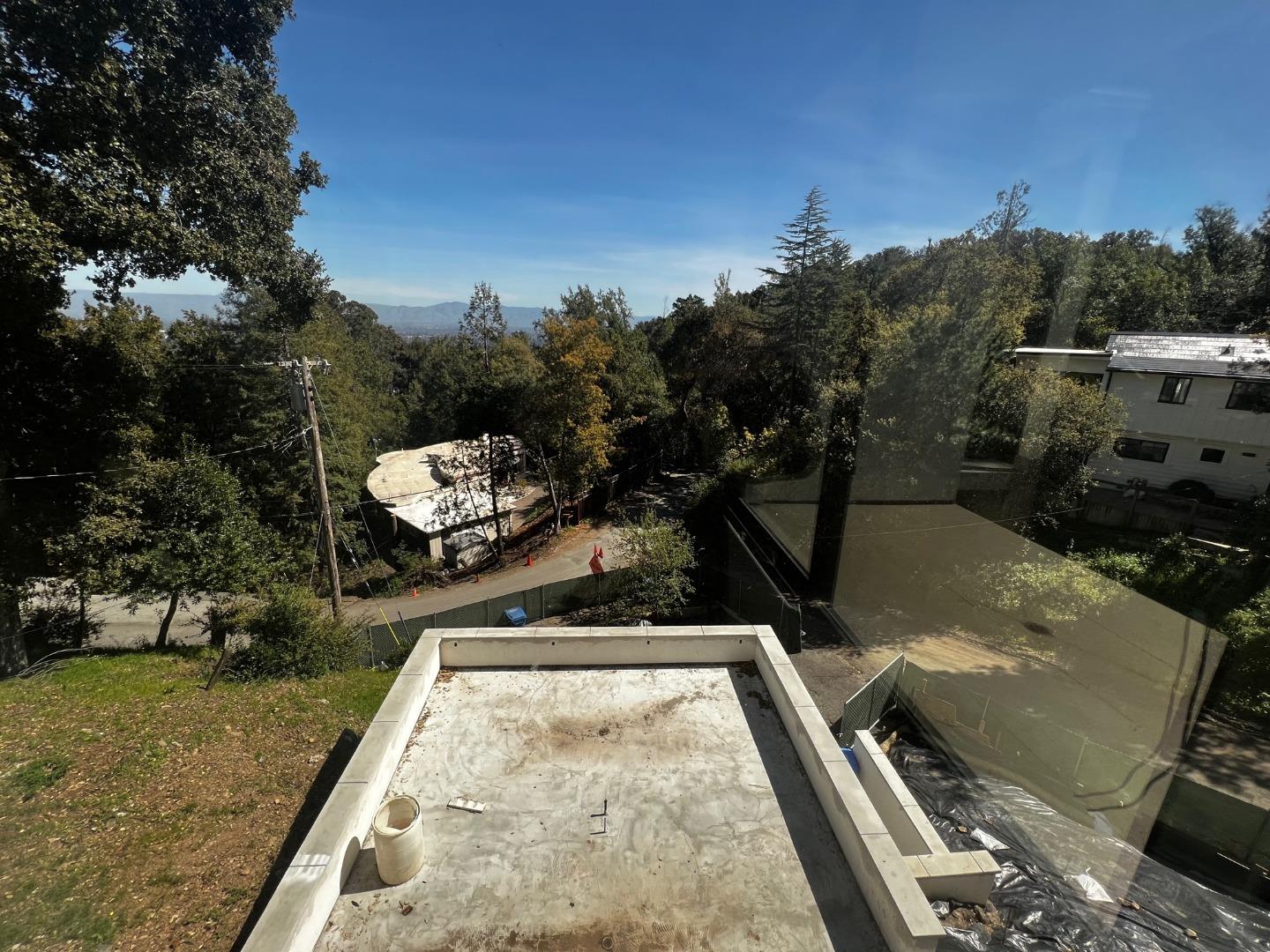 19042 Overlook Road Los Gatos, CA 95030 - Photo 14 of 26 Gallery Image 14