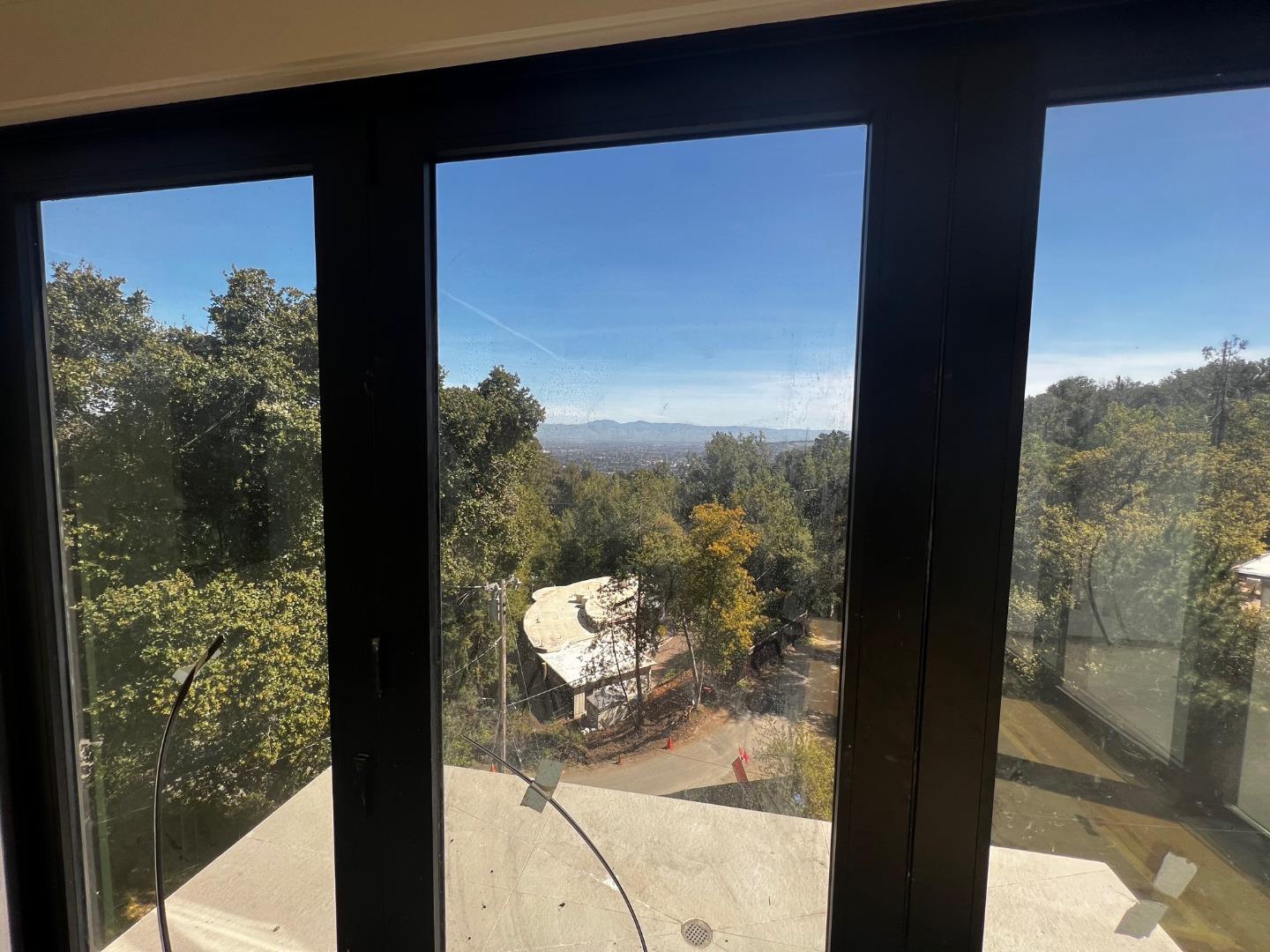 19042 Overlook Road Los Gatos, CA 95030 - Photo 16 of 26 Gallery Image 16