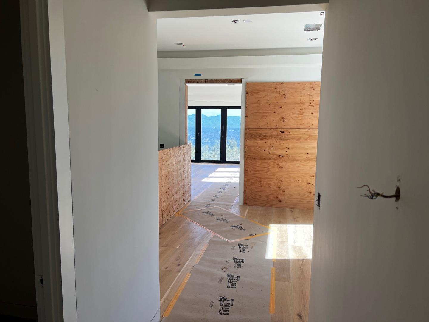 19042 Overlook Road Los Gatos, CA 95030 - Photo 18 of 26 Gallery Image 18