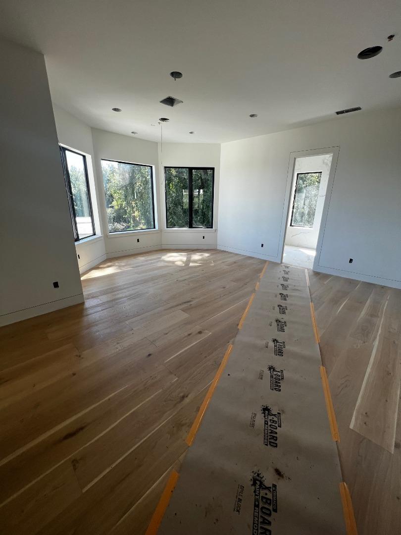 19042 Overlook Road Los Gatos, CA 95030 - Photo 19 of 26 Gallery Image 19