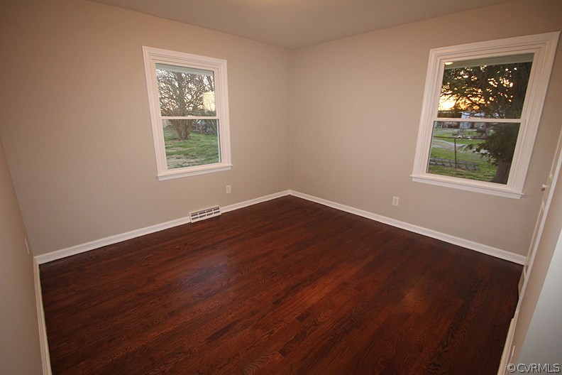 4513 Bermuda Hundred Road Chester, VA 23836 - Photo 15 of 37 Gallery Image 15