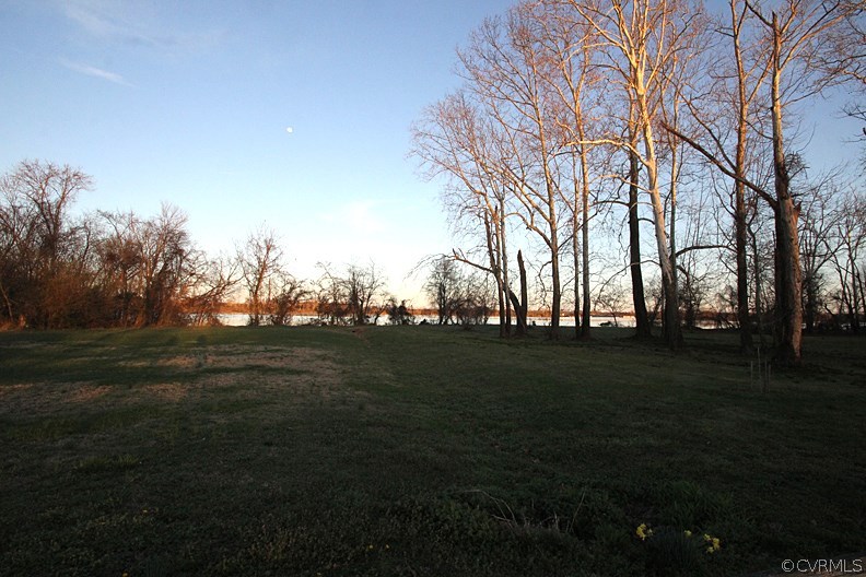 4513 Bermuda Hundred Road Chester, VA 23836 - Photo 29 of 37 Gallery Image 29