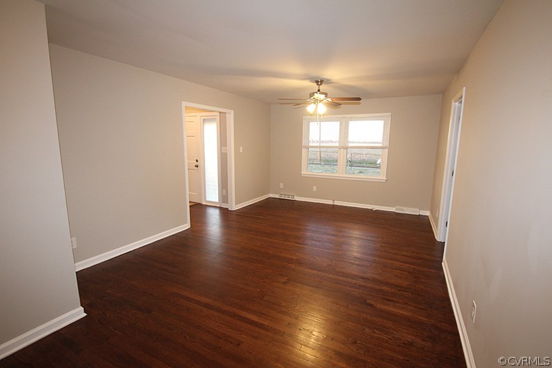 4513 Bermuda Hundred Road Chester, VA 23836 - Photo 4 of 37 Gallery Image 4