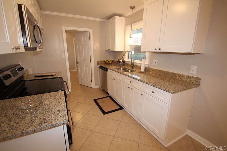 4513 Bermuda Hundred Road Chester, VA 23836 - Photo 9 of 37 Gallery Image 9