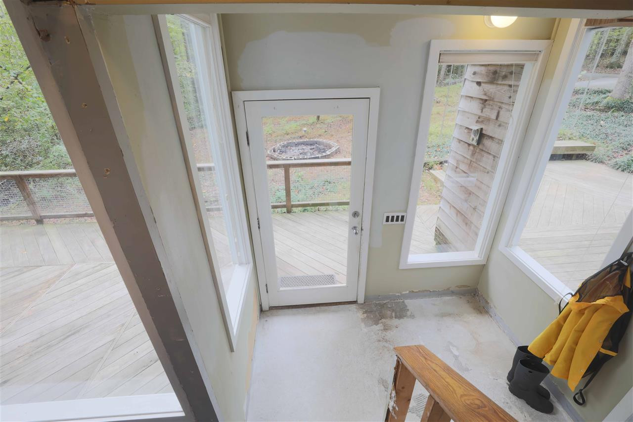 4624 Yates Mill Pond Road Raleigh, NC 27606 - Photo 7 of 25 Photo 7
