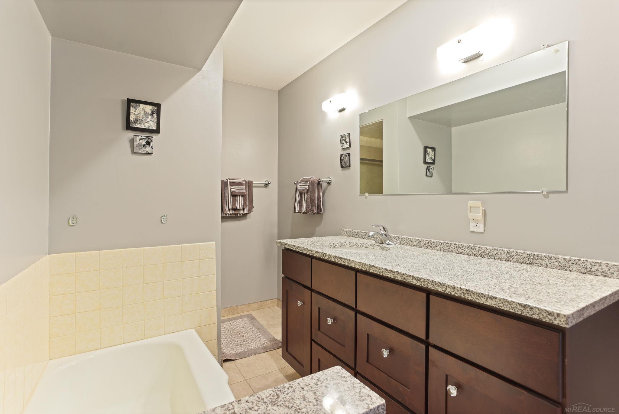 160 West Deckerville Road Caro, MI 48723 - Photo 44 of 62 50159027-13c7a812-74f1-46c6-a42e-41ba5cd83eee.JPG
