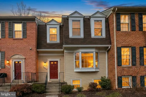 $605,000 | 7205 Gentian Court, Springfield, VA 22152