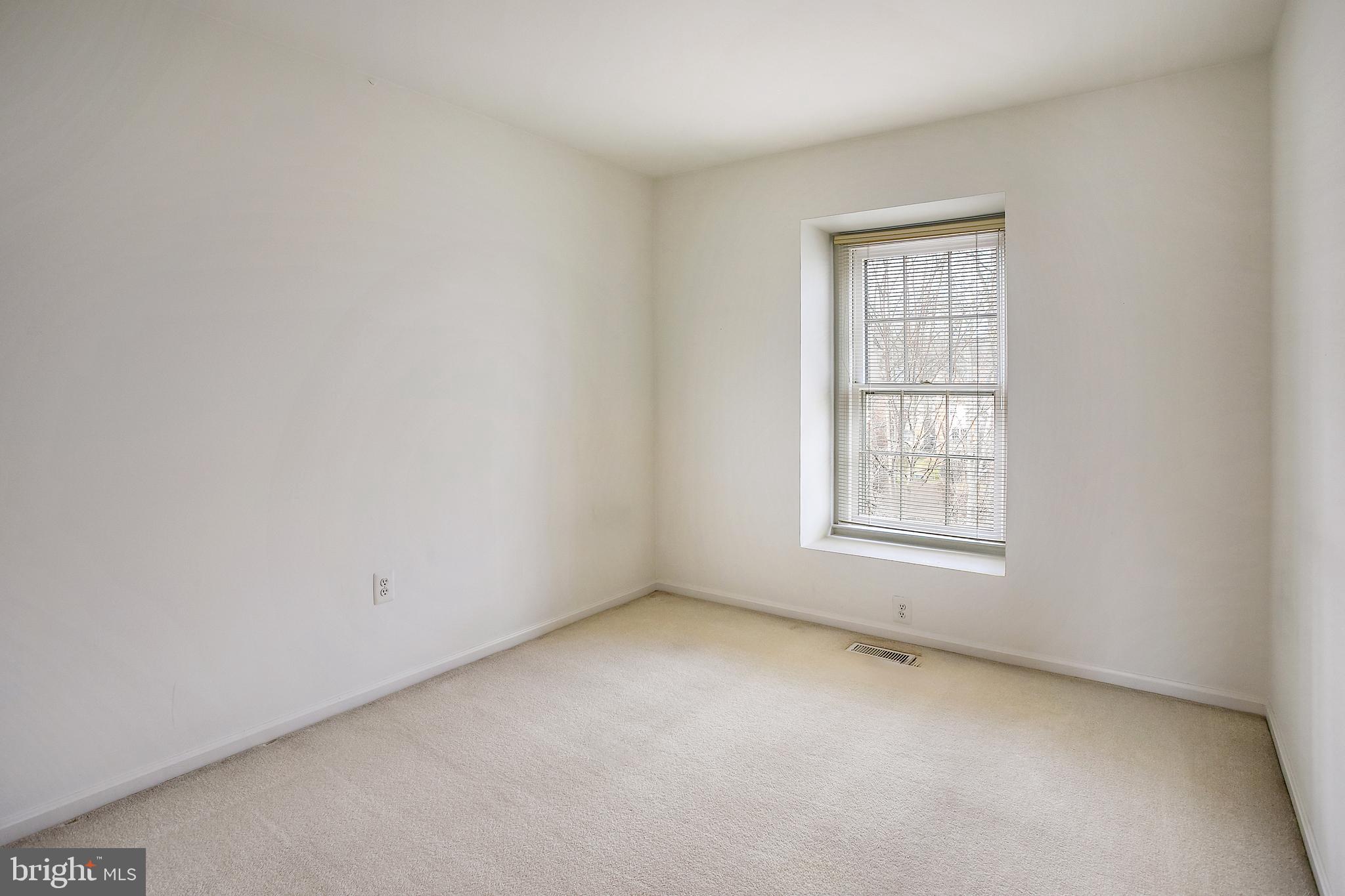 7205 Gentian Court Springfield, VA 22152 - Photo 24 of 38