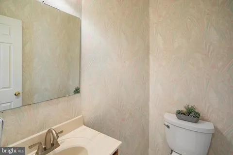 $605,000 | 7205 Gentian Court, Springfield, VA 22152