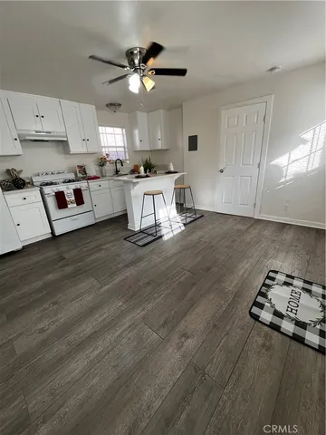 $1,995 | 4518 Normandie Avenue, Los Angeles, CA 90037