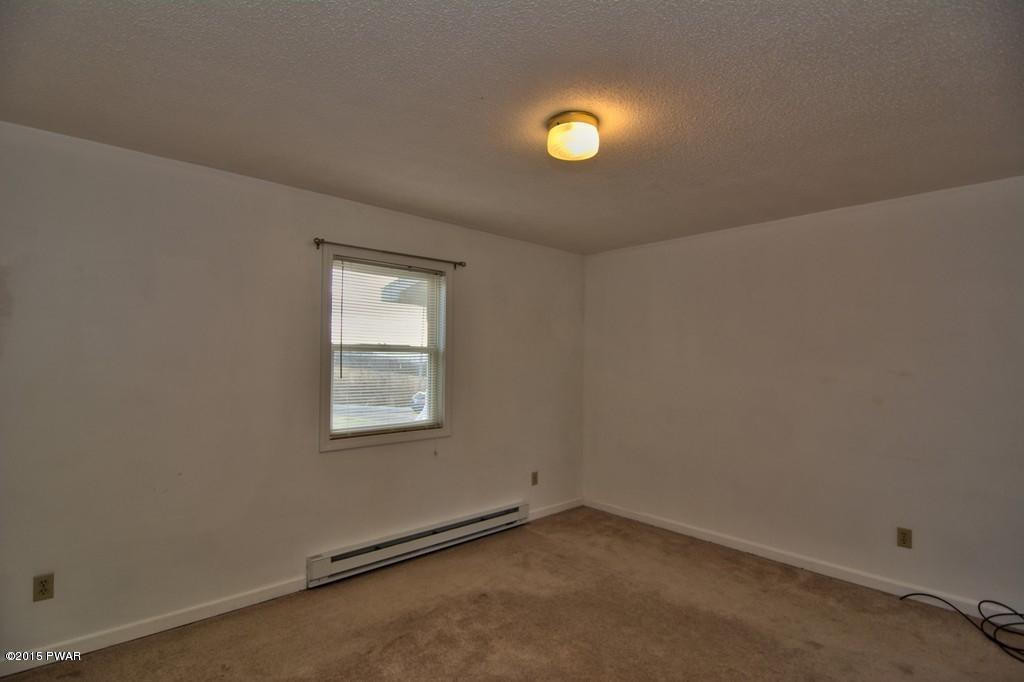 154 Spudeno Road Moscow, PA 18444 - Photo 25 of 42
