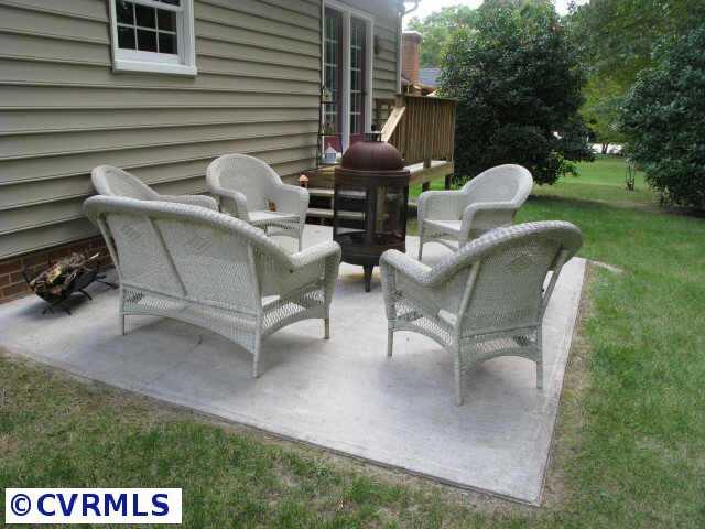 5503 Krag Road Chester, VA 23831 - Photo 9 of 10
