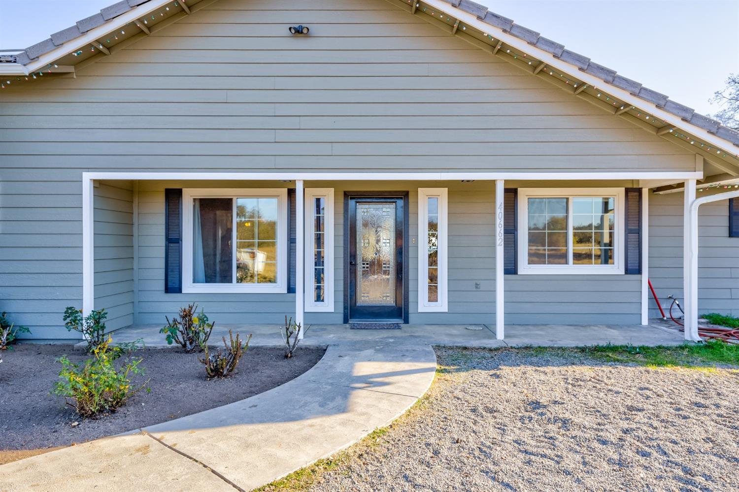 40662 Rancho Ramon Court Coarsegold, CA 93614 - Photo 2 of 50 Gallery Image 2