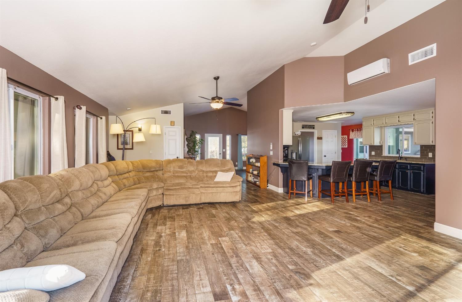 40662 Rancho Ramon Court Coarsegold, CA 93614 - Photo 10 of 50 Gallery Image 10