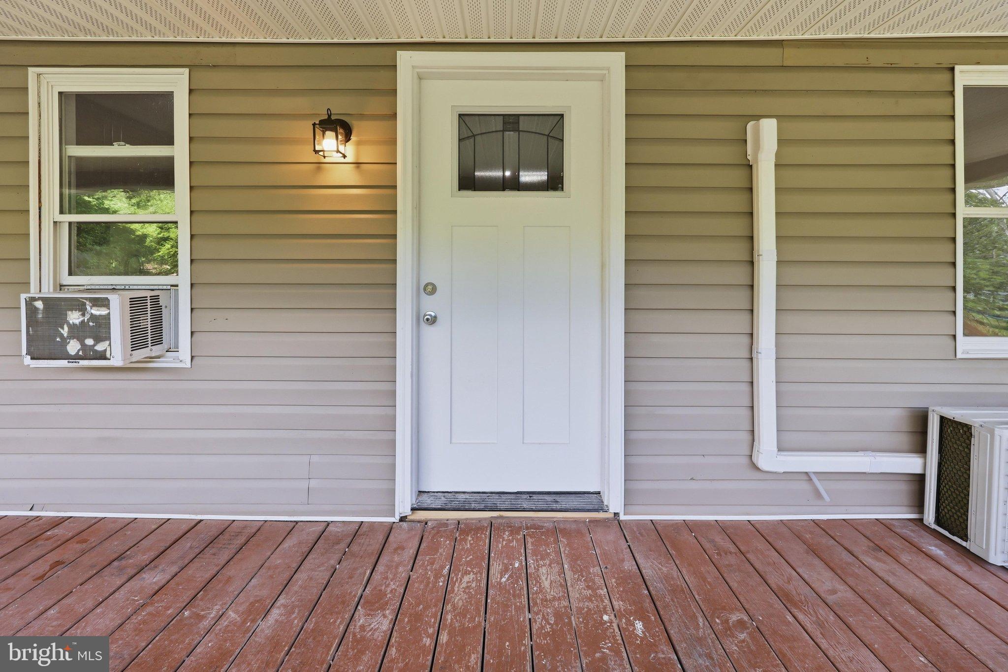 12528 Seavolt Road Hancock, MD 21750 - Photo 45 of 54 Front Door