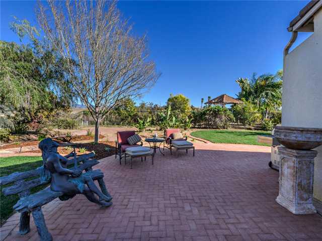 1255 Firecrest Way Fallbrook, CA 92028 - Photo 12 of 25