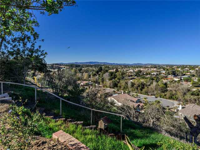 1255 Firecrest Way Fallbrook, CA 92028 - Photo 17 of 25
