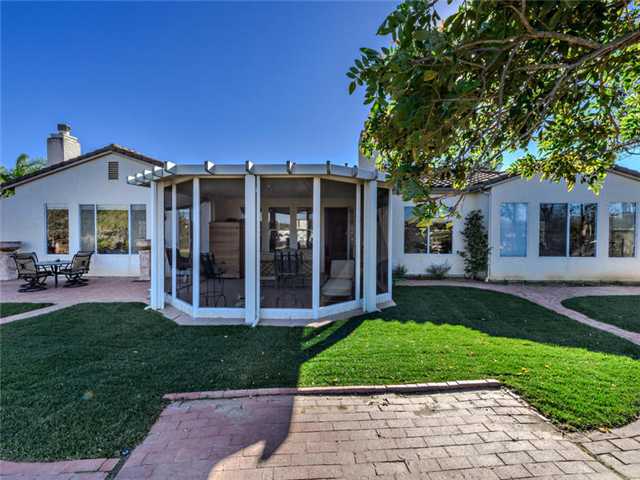 1255 Firecrest Way Fallbrook, CA 92028 - Photo 8 of 25