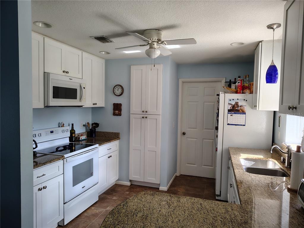 3218 Patton Street Sarasota, FL 34235 - Photo 16 of 22