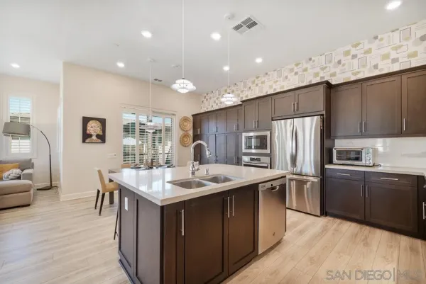$1,039,000 | 16750 Coyote Bush Drive, Unit 36, San Diego, CA 92127