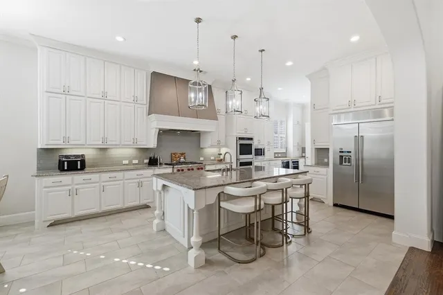 $1,395,000 | 8650 Canyon Crossing, Lantana, TX 76226