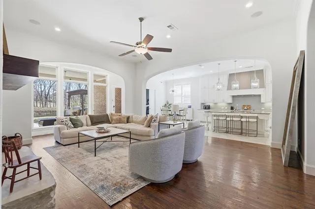 $1,395,000 | 8650 Canyon Crossing, Lantana, TX 76226