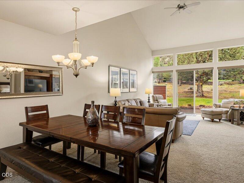 11110 Village Loop Redmond, OR 97756 - Photo 12 of 58