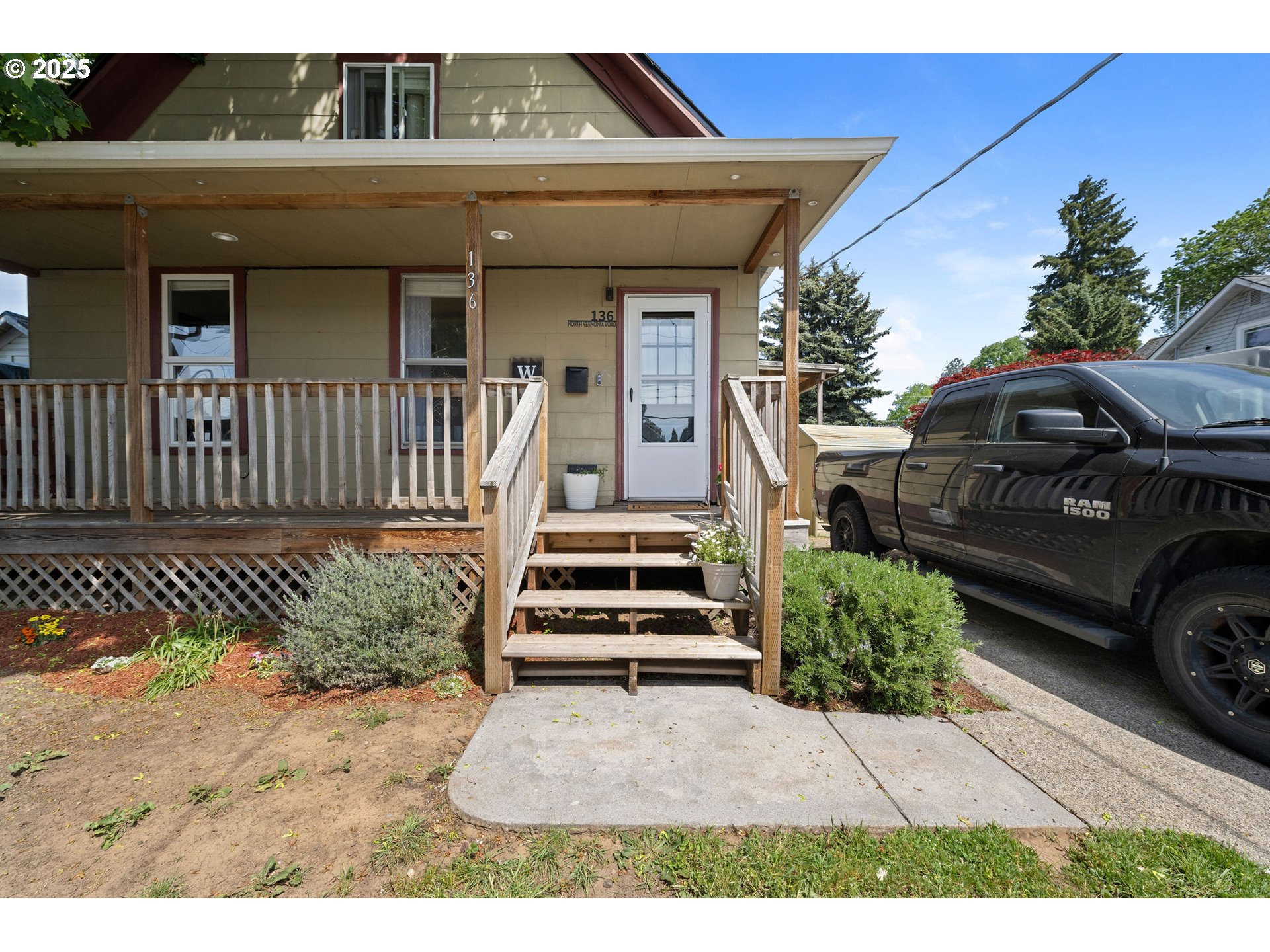 136 North Vernonia Road St. Helens, OR 97051 - Photo 1 of 46 Gallery Image 1