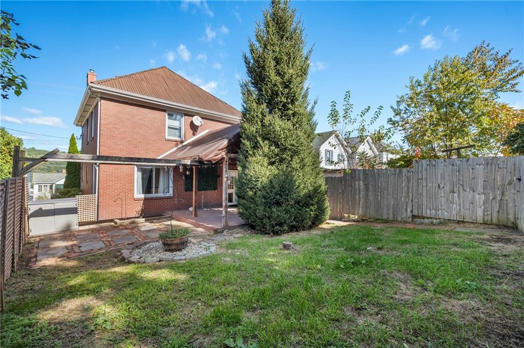 730 6th Avenue Coraopolis, PA 15108 - Photo 34 of 37 Back yard is fenced